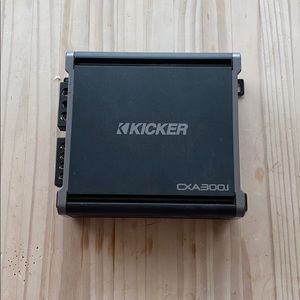 Kicker amp